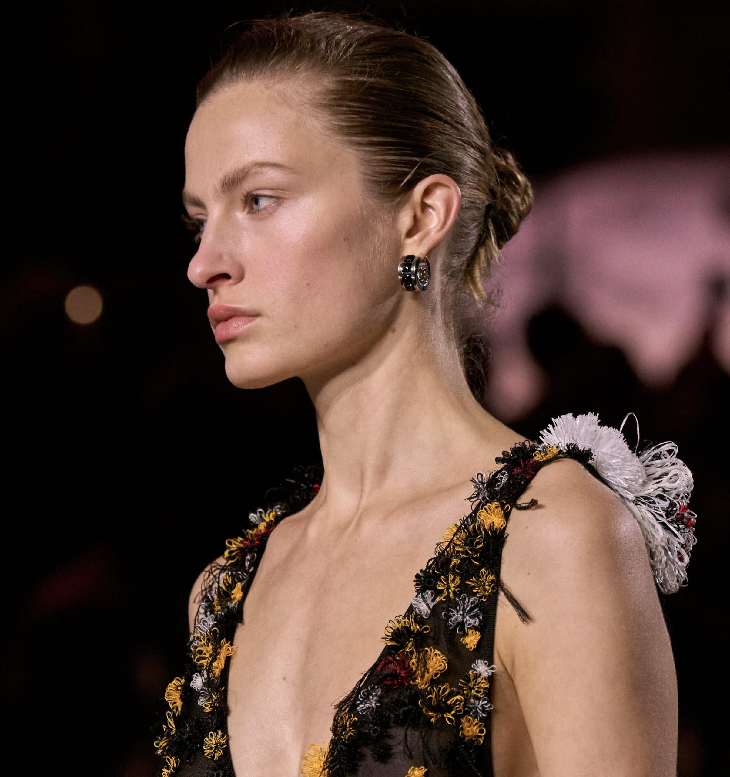 Chanel SS26: The Poetics of Presence and Transformation